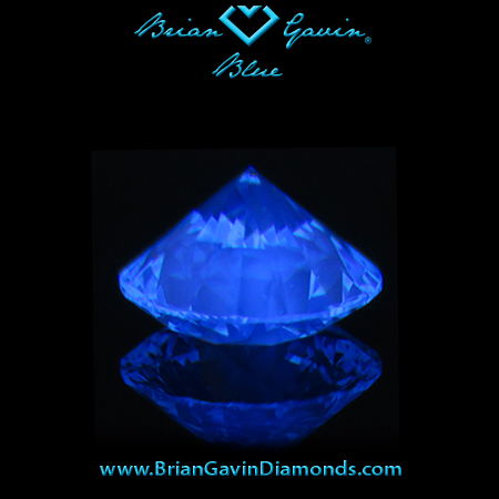 1.027 J VS1 Blue Round fluorescence