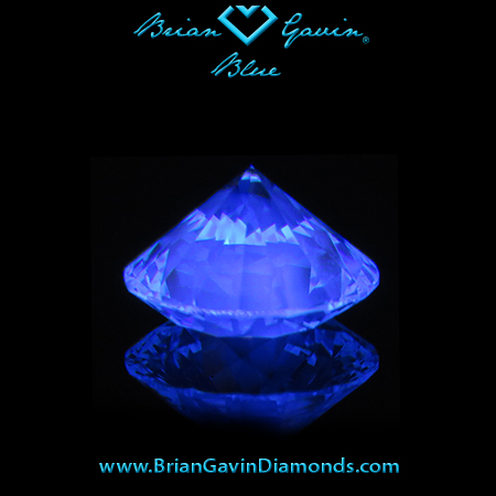 1.304 H VS1 Blue Round fluorescence