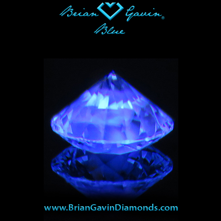 0.525 I VS1 Blue Round fluorescence
