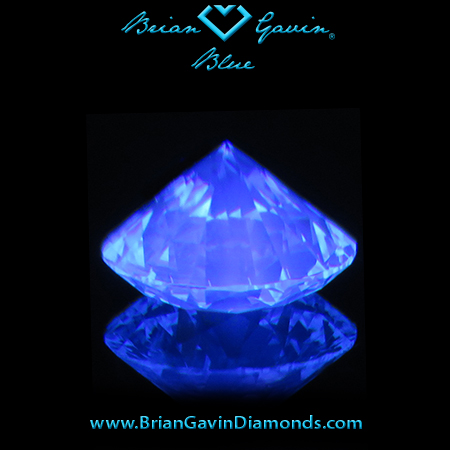 0.785 I VVS2 Blue Round fluorescence