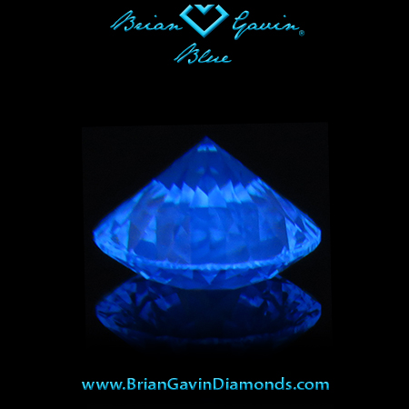 1.012 G VS1 Blue Round fluorescence