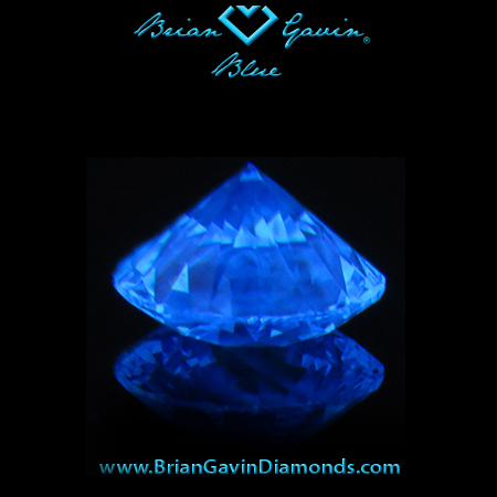 0.703 I VVS1 Blue Round fluorescence