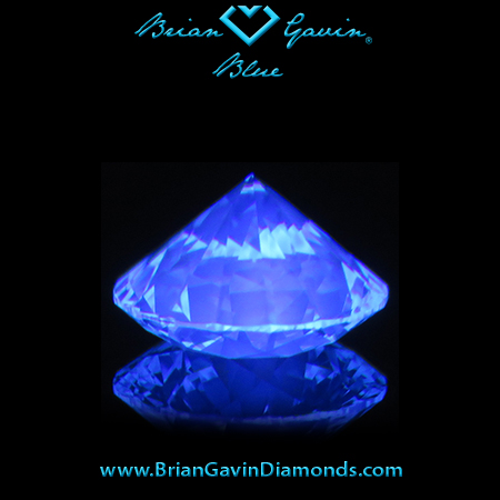 0.834 J VVS1 Blue Round fluorescence