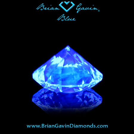 1.078 G VVS2 Blue Round fluorescence