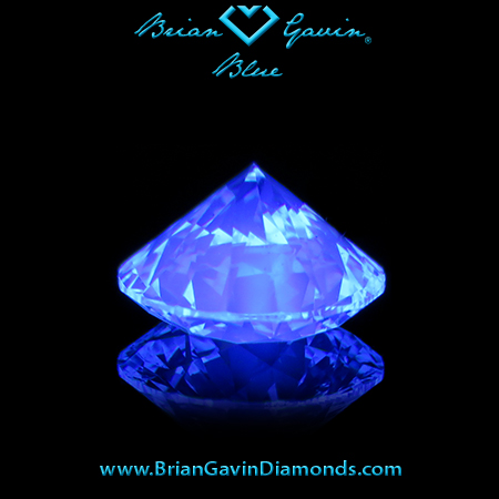 1.024 I VS2 Blue Round fluorescence