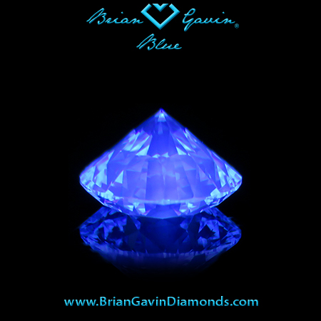 1.028 I VVS2 Blue Round fluorescence