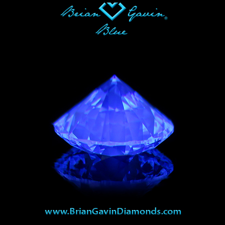 1.360 H VS1 Blue Round fluorescence
