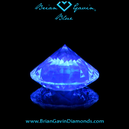1.051 H VS1 Blue Round fluorescence