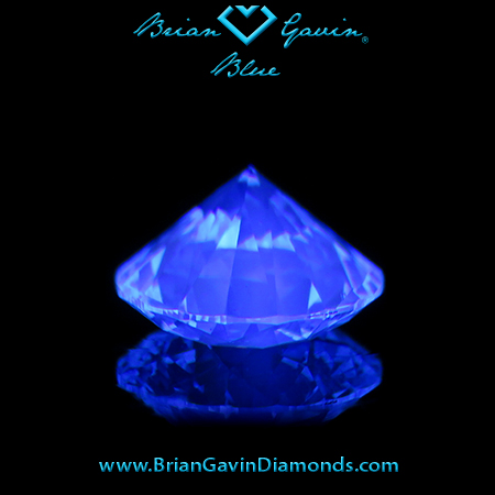 1.523 H VS1 Blue Round fluorescence