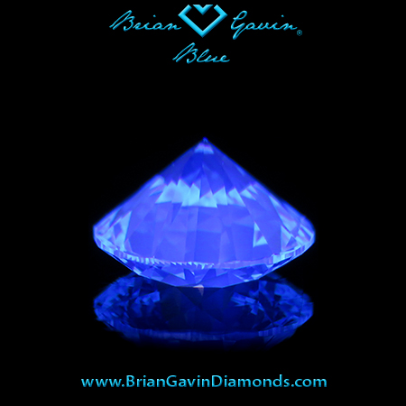 2.228 J VS1 Blue Round fluorescence