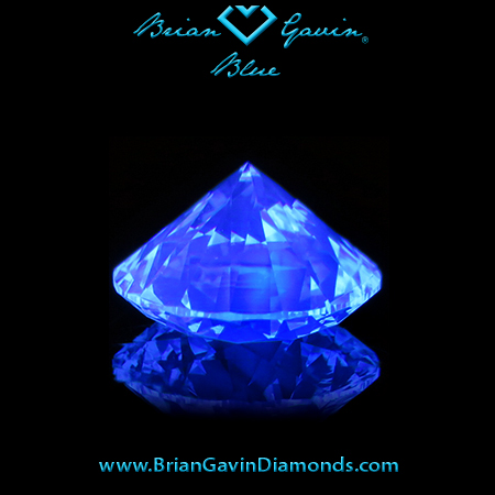 2.125 J VS1 Blue Round fluorescence