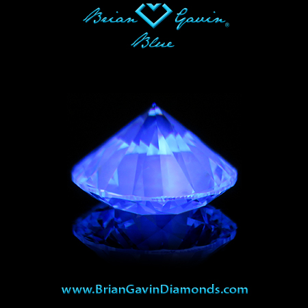 1.585 K VS1 Blue Round fluorescence