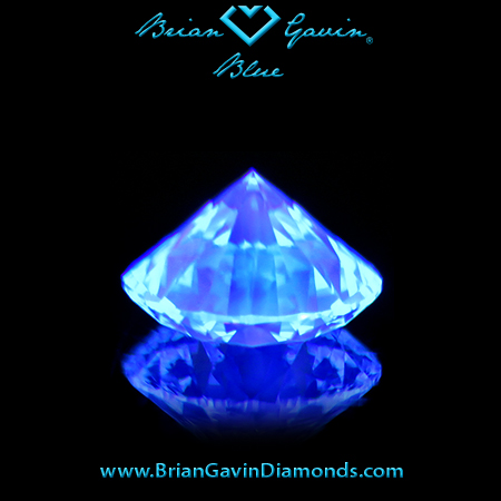 1.013 K VS2 Blue Round fluorescence