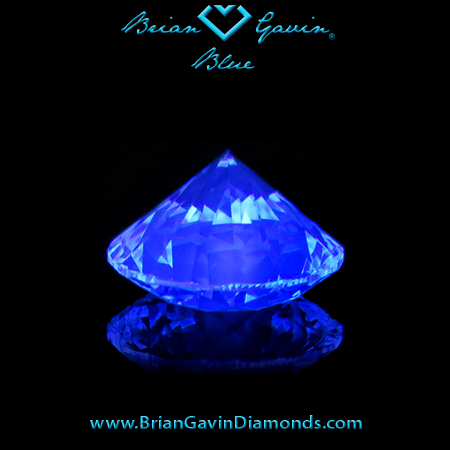 1.022 H VS1 Blue Round fluorescence