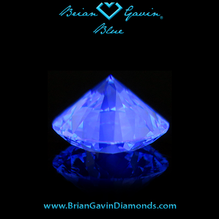 1.026 H VS1 Blue Round fluorescence