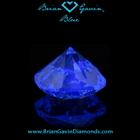 1.617 I VVS1 Blue Cushion fluorescence